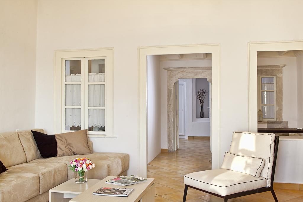1809 Villa Фира Екстериор снимка
